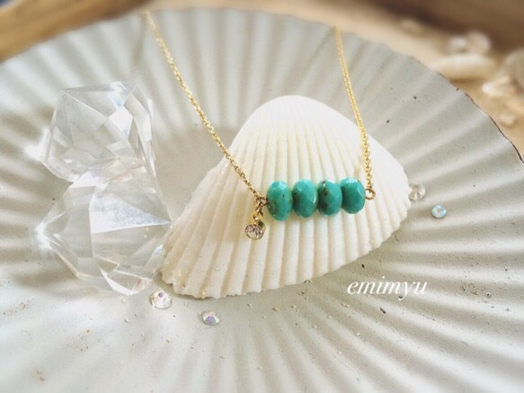 turquoise blue Crystal Necklace 2枚目の画像