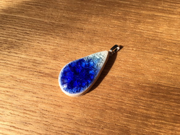 海のしずく 陶器&ガラス ペンダントトップ ④ ネックレス・ペンダント