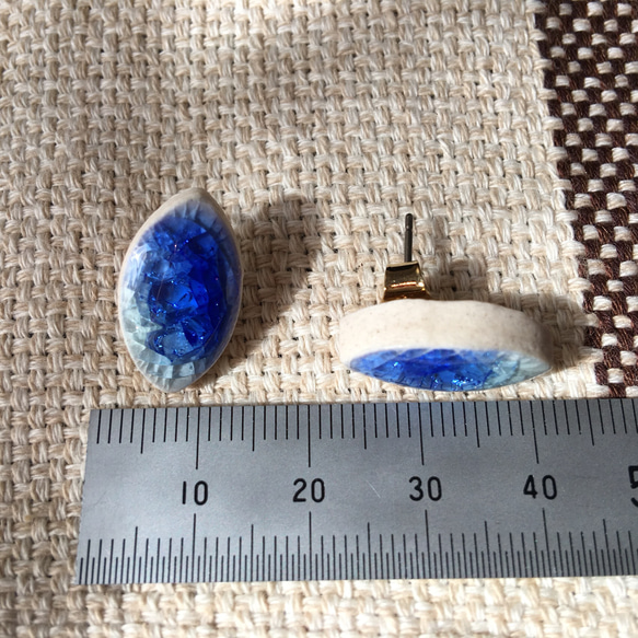木の葉ピアス 海のいろ 陶器＆ガラス ④ 4枚目の画像