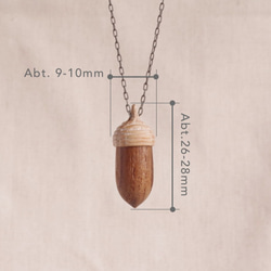 Wood Carving Acorn Pendant: Teak & Ashwood 第2張的照片