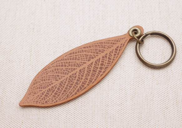 [Brown] Leather Leaf Vein Keychain (LK-1) 第1張的照片