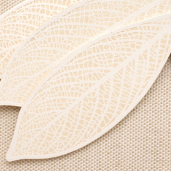 [White] Leather Leaf Vein Keychain (LK-8) 第4張的照片