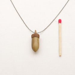 Wood Carving Acorn Pendant - Magnolia & Walnut (B-15) 第3張的照片