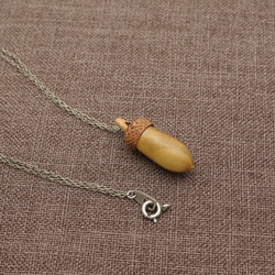 Wood Carving Acorn Pendant - Magnolia & Walnut (B-15) 第7張的照片