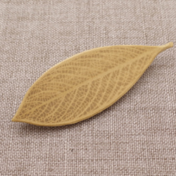 Wood Carving Leaf Brooch [Magnolia] (LBR-1) 第6張的照片