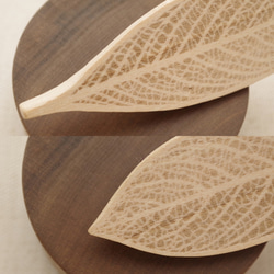 Wood Carving Leaf Brooch [Basswood] (LBR-4) 第3張的照片