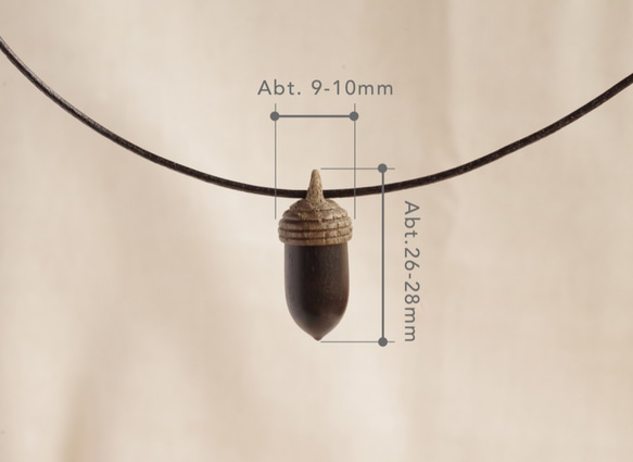 Wood Carving Acorn Pendant : Ebony & JINDAI Ashwood 第5張的照片