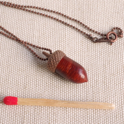 Wood Carving Acorn Pendant : Padouk & Walnut 第3張的照片