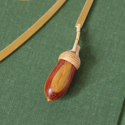 Wood Carving Acorn Bookmark, Wooden Mosaic, Chestnut & Padou 第8張的照片