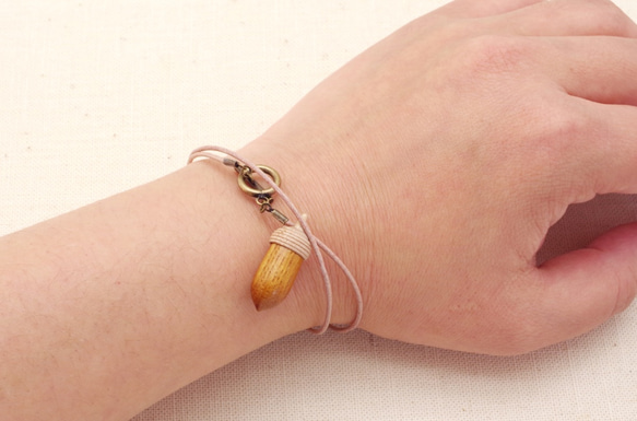 Wood Carving Acorn Bracelet : KEYAKI & Maple 第1張的照片
