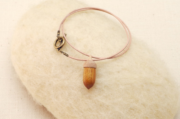 Wood Carving Acorn Bracelet : KEYAKI & Maple 第4張的照片