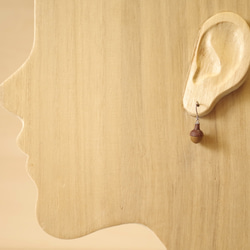 Wooden Leaf and Acorn Earrings : Walnut | Color variations 第5張的照片