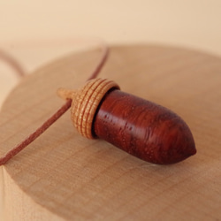 Aroma diffuser, Wood Carving Acorn: Padouk & Cherrywood 第4張的照片
