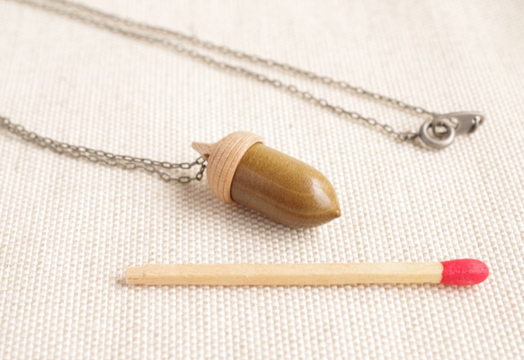 Wood Carving Acorn Pendant : Magnolia & Maple 第7張的照片