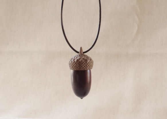 Acorns in Japan: MIZUNARA (aroma pendant) made-to-order 第1張的照片