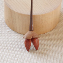 Acorns in Japan: INUBUNA (wooden pendant) made-to-order 第3張的照片