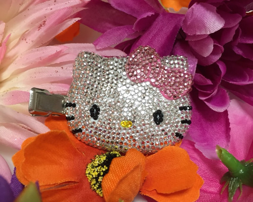 前髪クリップ キティ 専用ページ キティちゃん ハローキティ 前髪クリップ 人気 サンリオ 新品