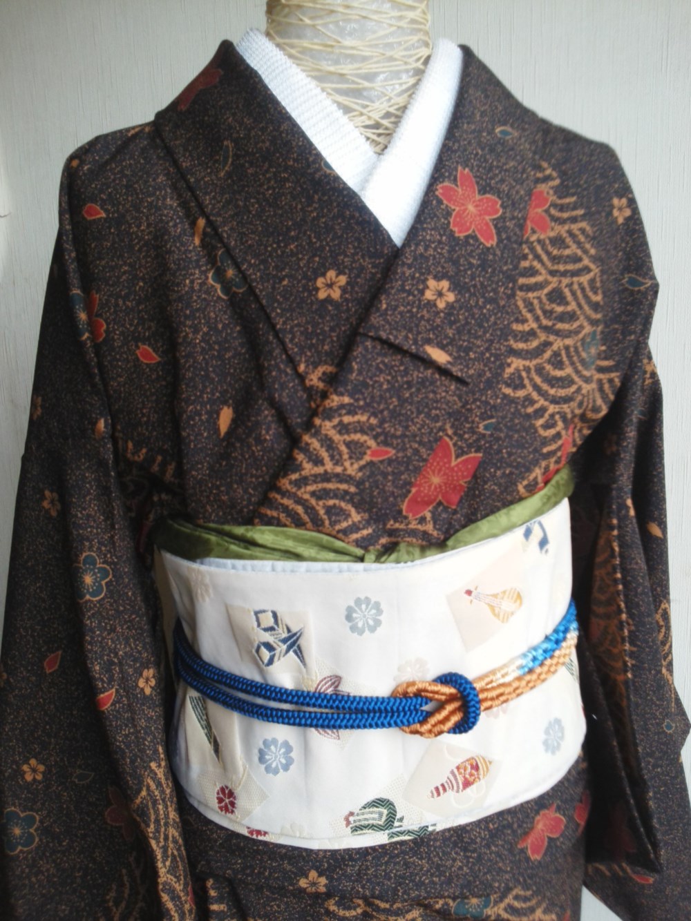 お値下げ★単衣着物★裄長サイズ★完全手縫い・広衿仕立て★ポリエステル★お稽古・普段着・雨の日に最適