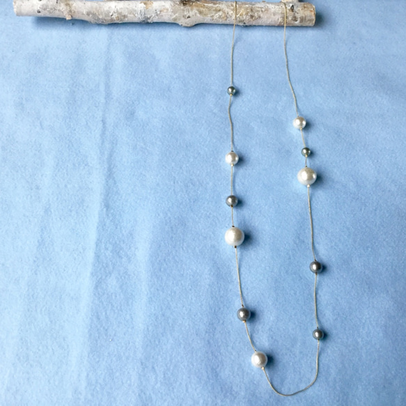 棉珍珠長項鍊銀白色 第2張的照片