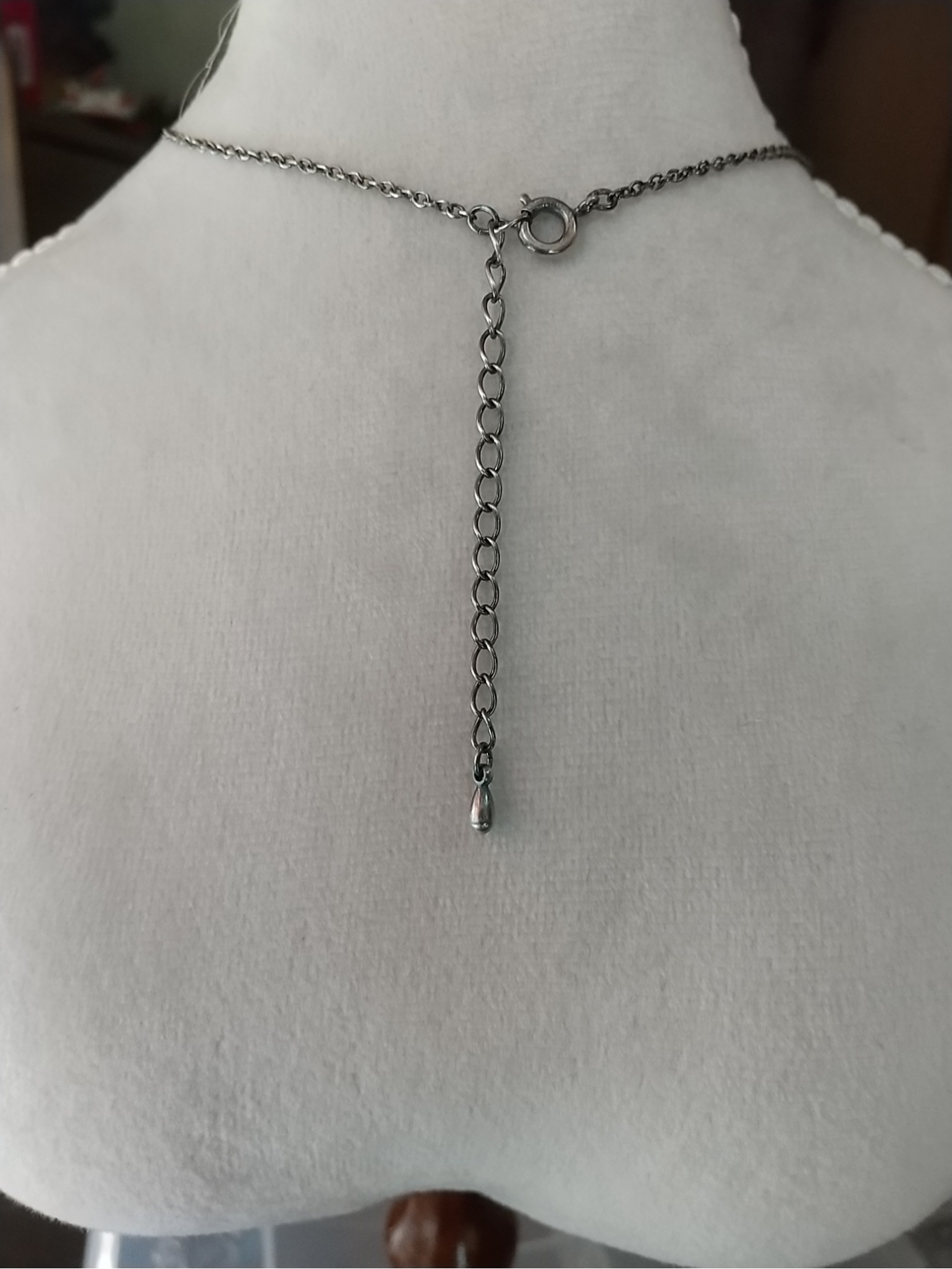 【送料無料】手彫り・アンティーク傷加工コインイニシャル『H』silver950  シルバー11