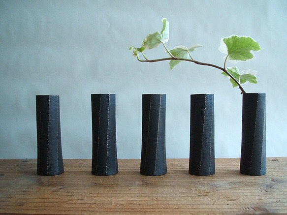 青銅一輪挿し 一輪挿し・花瓶・花器 田中 祐江 通販 840988｜Creema