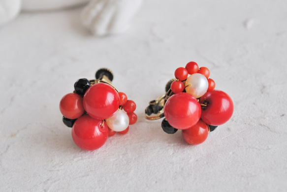 つぶつぶ赤珊瑚＊イヤリング イヤリング・ノンホールピアス ラフェンテ  