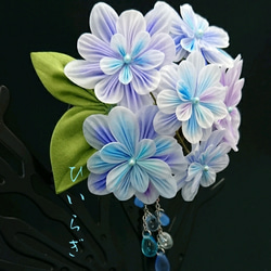 紫陽花「万華鏡」のブローチ 2枚目の画像