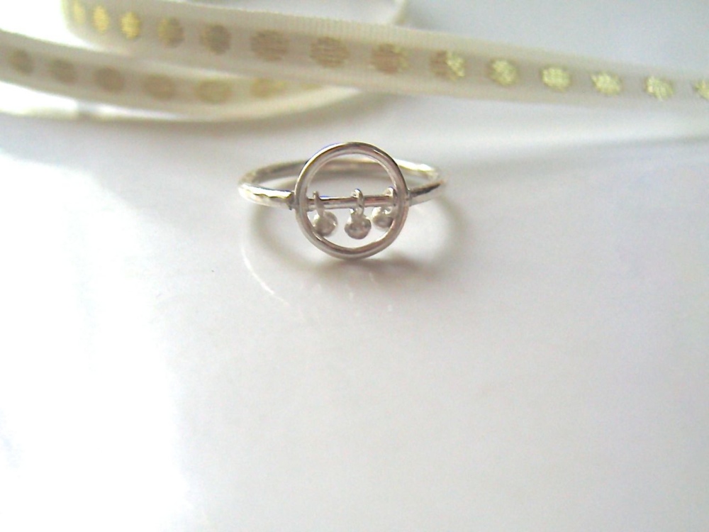 （再販）粒が動くよ・ring