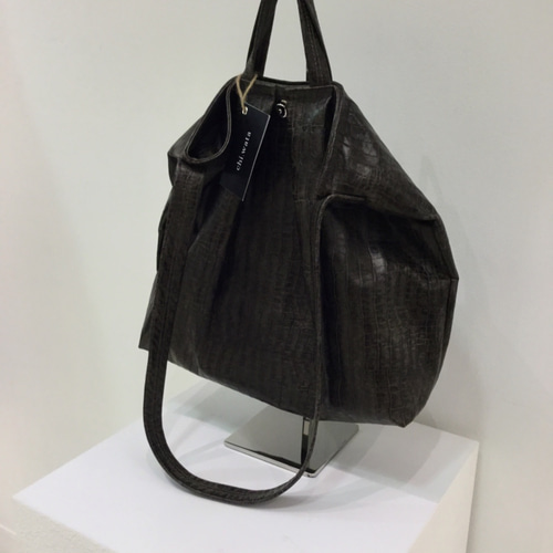 chi.wata チワタボディバッグ chi.wata チワタ】ボディバッグ ショルダーバッグ ブラック 黒 - メルカリ