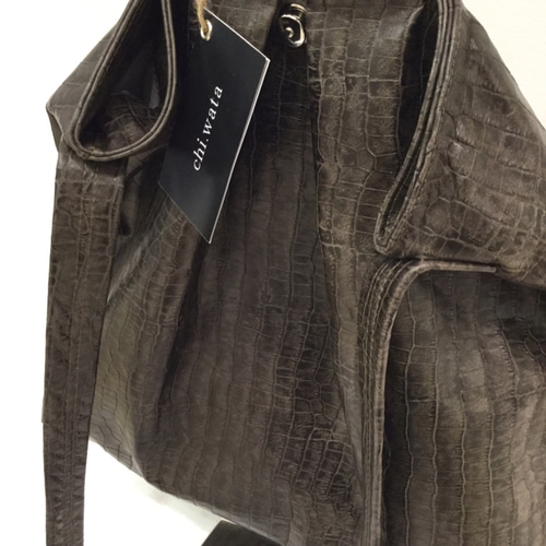 chi.wata チワタボディバッグ chi.wata チワタボディバッグ chi.wata チワタ】ボディバッグ