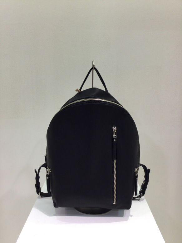 backpack 小サイズ ブラック リュック・バックパック chi.wata 通販