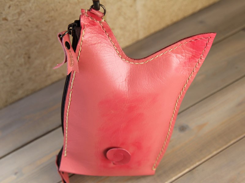 ★オコBOO★ツンギレ豚 ぶた ブタ ポーチ 財布 バッグ スマホケース 本革レザー総手縫　ピンクL