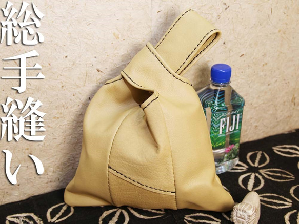 【総手縫い】JAPANESE KNOT BAG ノットバッグ くたっとした ソフト 本革 巾着ポーチ（M） 1枚目の画像