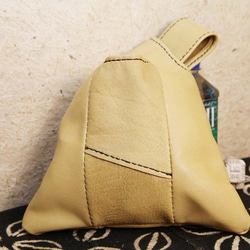 【総手縫い】JAPANESE KNOT BAG ノットバッグ くたっとした ソフト 本革 巾着ポーチ（M） 5枚目の画像