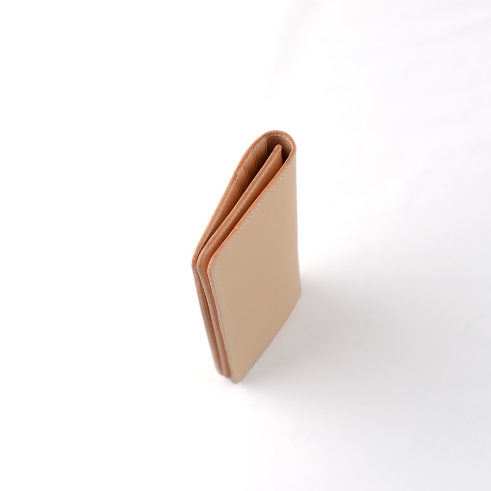 ヌメ革 ベルギー製 長財布 二つ折り シンプル ユニセックス 一粒万倍日 天赦日に 経年変化