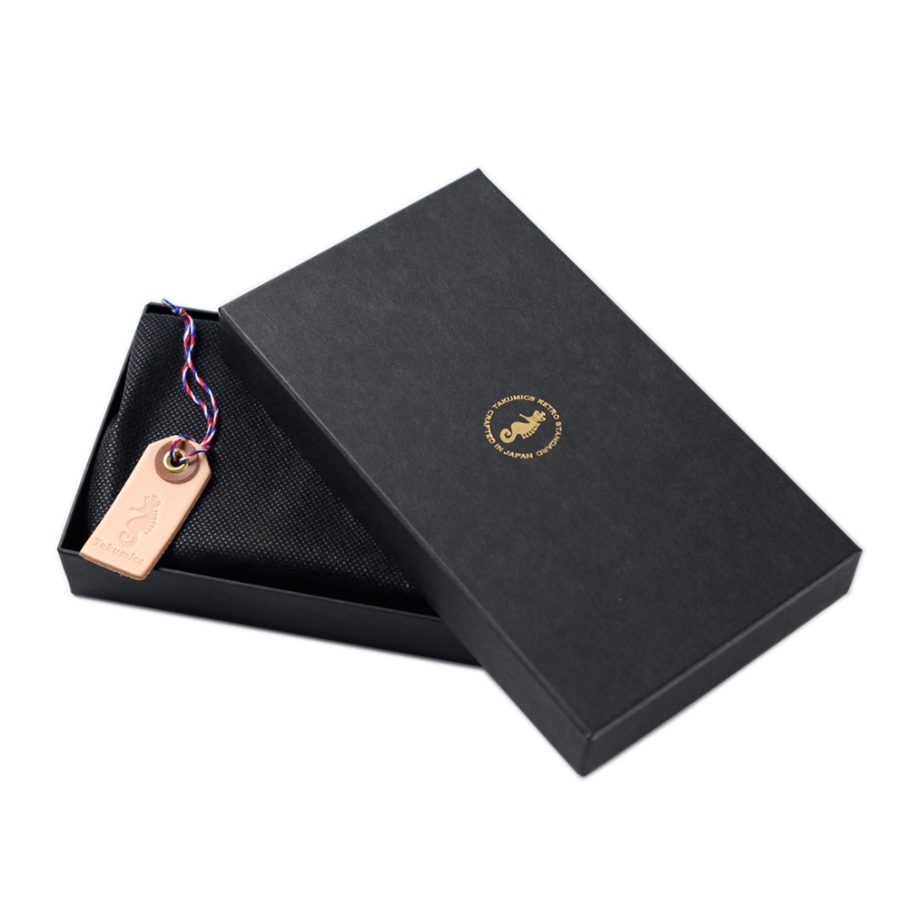 ヌメ革 ベルギー製 長財布 二つ折り シンプル ユニセックス 一粒万倍日 天赦日に 経年変化