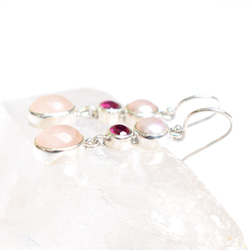 軟珍珠紅寶石玫瑰石英銀耳環 第4張的照片
