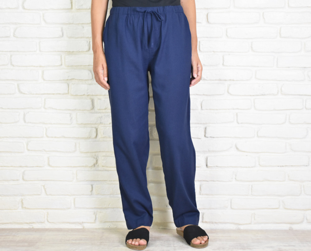 再販　リネン素材のリラックスパンツ　ネイビー　紺