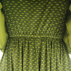 半月打印皺褶吊帶背心短裙&lt;橄欖綠&gt; 第3張的照片
