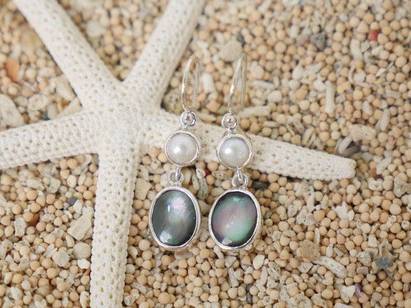 シェルと淡水パールのシルバーピアス