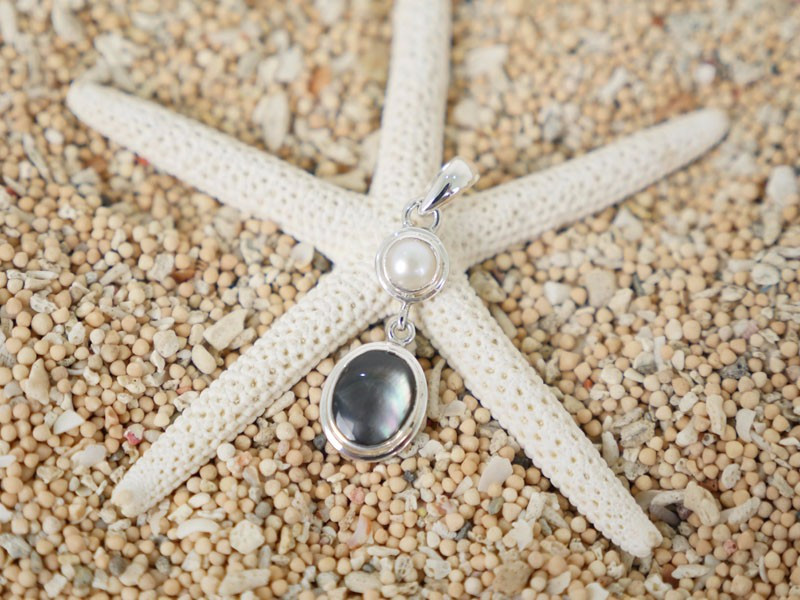 シェルと淡水パールのペンダントトップ