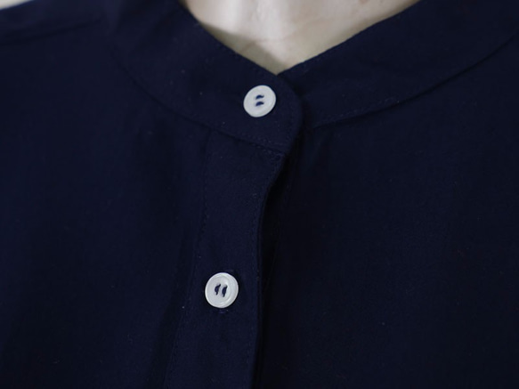 【再販】シンプルなドルマンシャツ　＜ネイビー＞ 8枚目の画像
