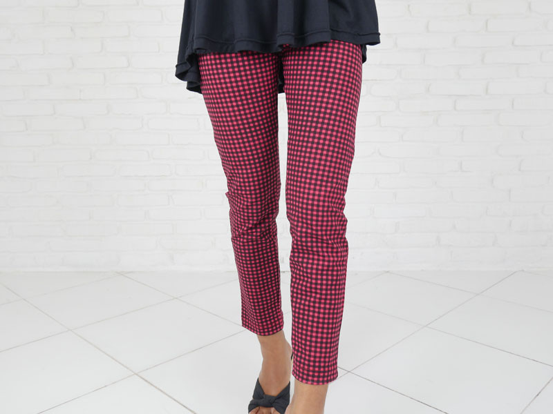 驚きの穿き心地！ギンガムチェック柄スキニーストレートストレッチロングパンツ　＜レッド＞
