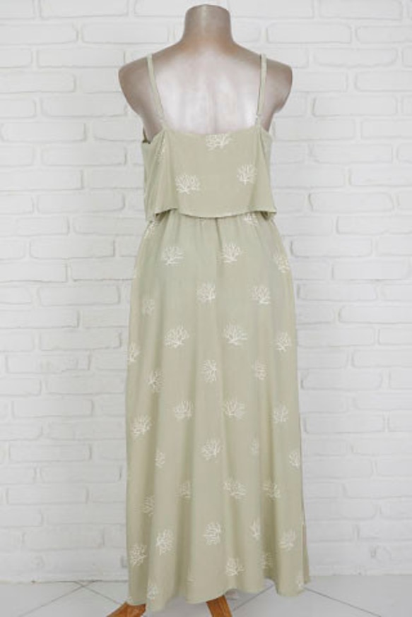 珊瑚印花吊帶衫褶邊連衣裙&lt;淺卡其色&gt; 第8張的照片