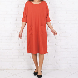 亞麻材質的杜爾曼袖連衣裙&lt;橙色&gt; 第2張的照片