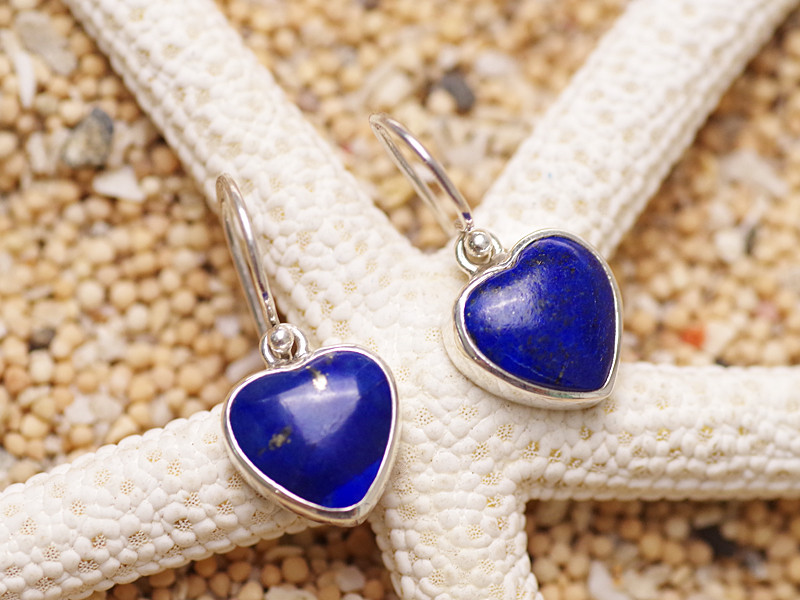 ハートのラピスラズリのシルバーピアス