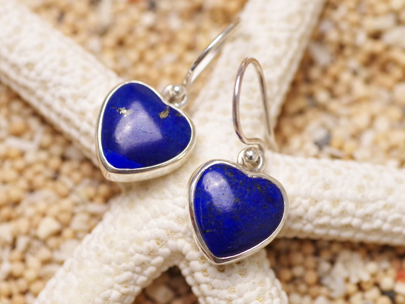ハートのラピスラズリのシルバーピアス