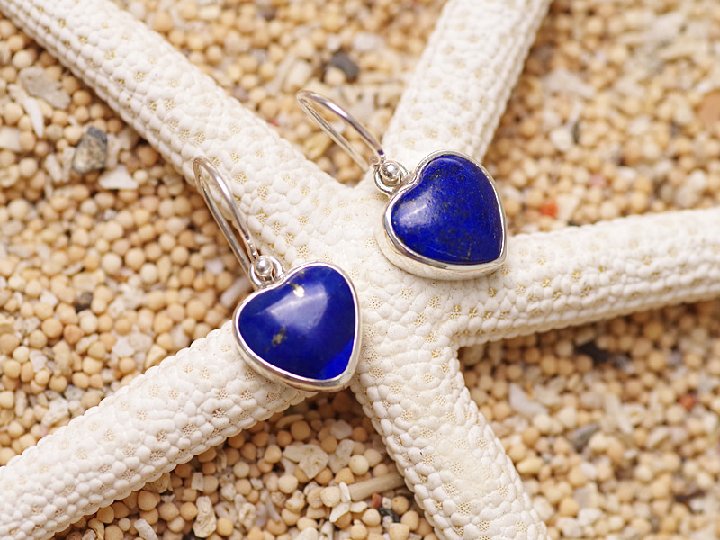 ハートのラピスラズリのシルバーピアス
