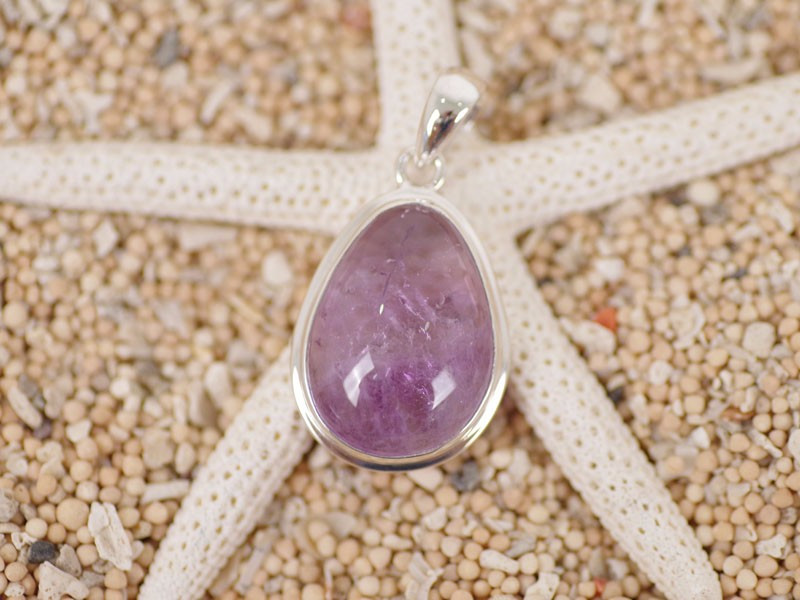 ヒーリングストーン、アメシストのペンダントトップ