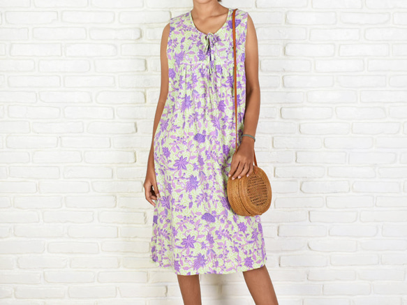 蠟染圖案無袖連衣裙&lt;紫色&gt; 第2張的照片